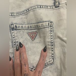 Distressed wide crop Guess jeans
